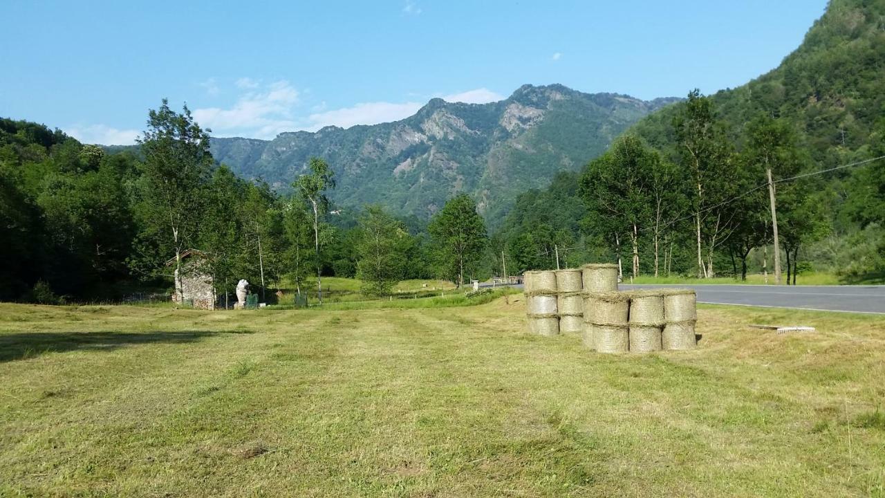 Ospitalita Rurale Familiare Land Wasser Panzió Varallo Kültér fotó